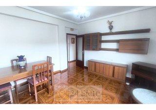 Piso en venta en Zona Teatro Campoamor en Oviedo