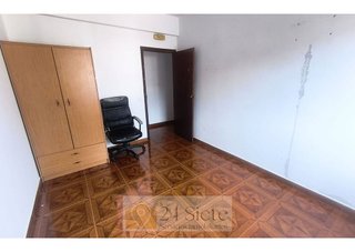 Piso en venta en Zona Teatro Campoamor en Oviedo