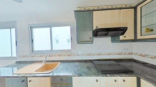Piso en venta en Zona Avenida al Vedat en Torrent