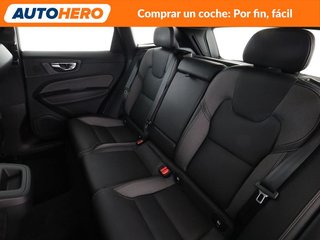 Volvo XC60 2.0 B5 Mild-Hybrid Plus Dark AWD