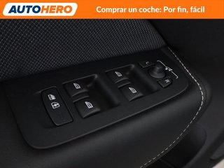 Volvo XC60 2.0 B5 Mild-Hybrid Plus Dark AWD