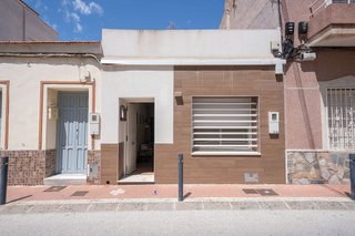 Casa adosada en venta en San Fulgencio