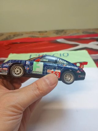 Scalextric Porsche 911 GT3 Cup Future Electronics