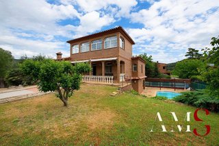 Chalet en venta en Begues