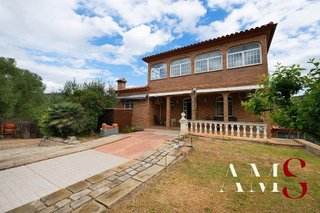 Chalet en venta en Begues