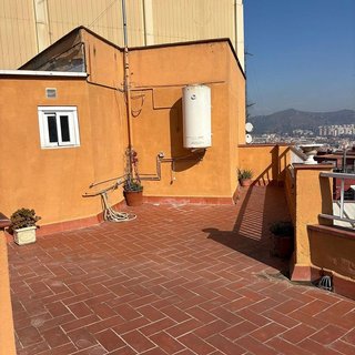 Ático en venta en El Carmel en Barcelona
