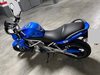 Kawasaki ER6N 650cc Limitada Azul