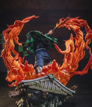 Figura Tanjiro Demon slayer pintada a mano 20cm