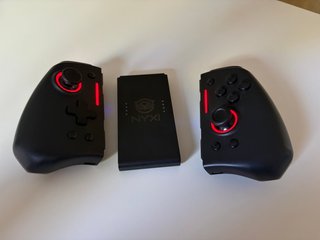 Controller wireless Nyxi Hyperion per Nintendo Switch