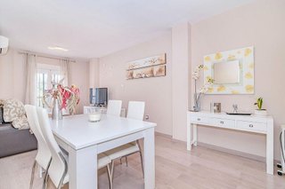 Piso en venta en Zubia (La)
