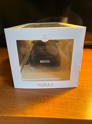 Renault 5 E-Tech 2024 1/18 Norev