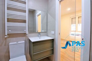 Piso en venta en Numancia - San Fernando en Santander