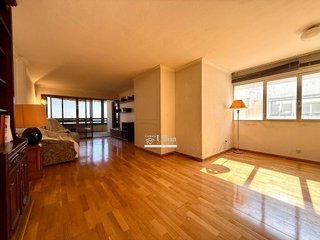 Piso en venta en Ensanche - Diputación en Alicante