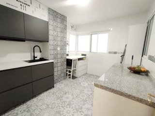 Piso en venta en Parque Ayala - Jardín de la Abadía - Huelín en Málaga