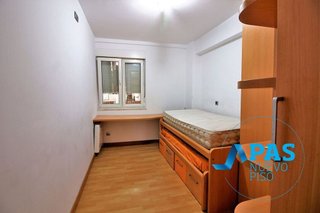 Piso en venta en Numancia - San Fernando en Santander