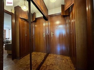 Piso en venta en Plaza España - Villa Pilar - Reyes Católicos - Vadillos en Burgos