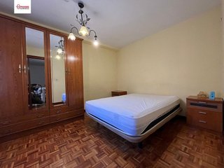 Piso en venta en Plaza España - Villa Pilar - Reyes Católicos - Vadillos en Burgos