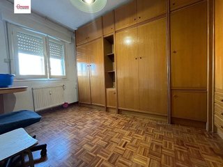 Piso en venta en Plaza España - Villa Pilar - Reyes Católicos - Vadillos en Burgos