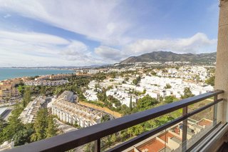 Piso en venta en Torrequebrada en Benalmádena