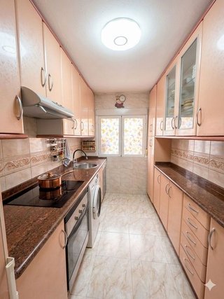 Piso en venta en Palomeras sureste en Madrid