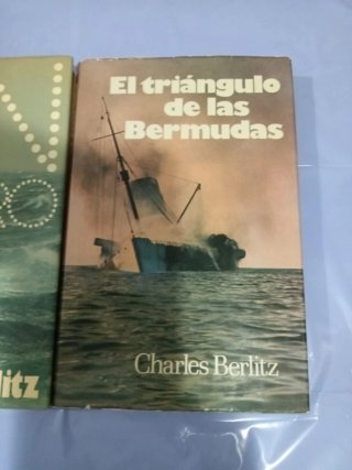 2 Libros de Charles Berlitz