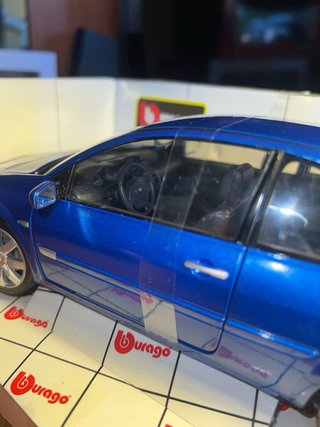 Bburago Renault Megane Sport 1/18