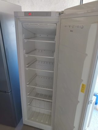 Congelador Newpool A+ No Frost