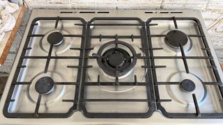 Cocina de gas Beko 5 fuegos