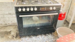 Cocina de gas Beko 5 fuegos