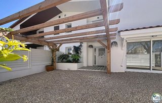 Chalet en venta en Empuriabrava en Castelló d´Empúries