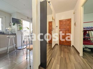 Piso en venta en Els Pavos en Blanes