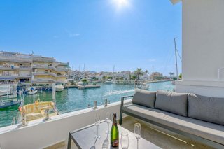 Casa adosada en venta en Empuriabrava en Castelló d´Empúries