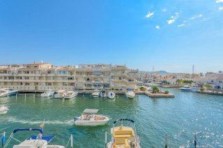Casa adosada en venta en Empuriabrava en Castelló d´Empúries
