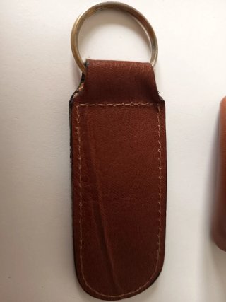 Pitillera de piel Loewe