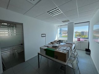 Oficina en alquiler en Sant Just Desvern