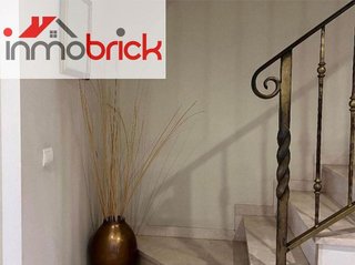 Chalet en venta en Lucena