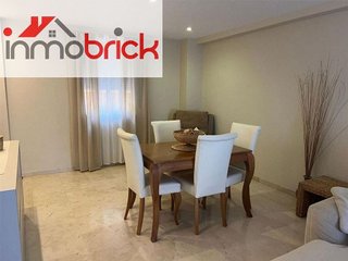 Chalet en venta en Lucena