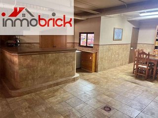 Chalet en venta en Lucena