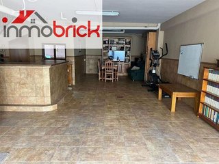 Chalet en venta en Lucena