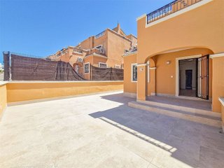 Casa adosada en venta en Altos - La Florida en Orihuela