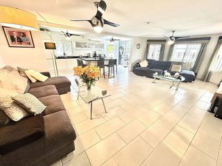 Casa en venta en Catral
