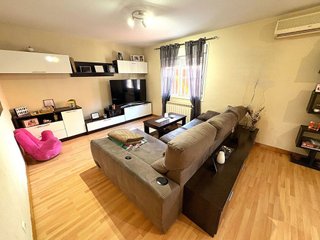 Casa adosada en venta en Loeches
