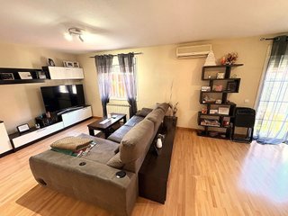 Casa adosada en venta en Loeches