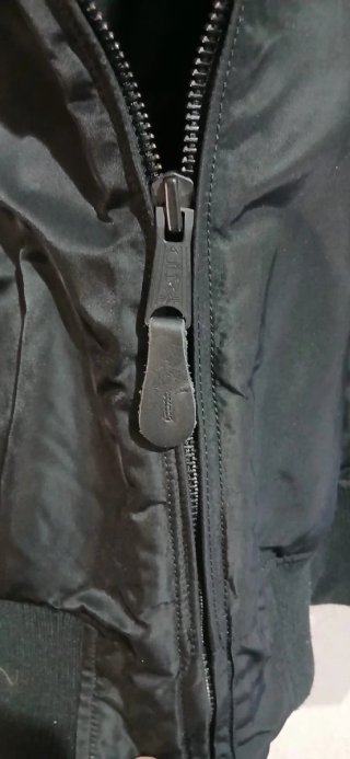 Chaqueta Alpha Industries Negra
