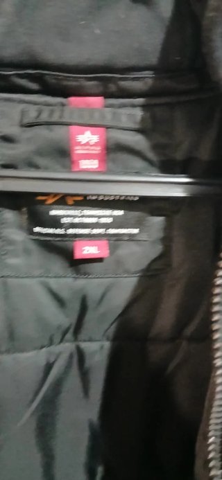 Chaqueta Alpha Industries Negra