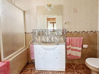 Chalet en venta en Vallirana