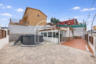 Chalet en venta en Martorelles