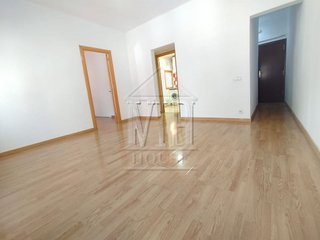 Piso en venta en La Salut - Lloreda en Badalona