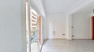 Piso en venta en L´Amistat en Valencia