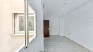 Piso en venta en L´Amistat en Valencia